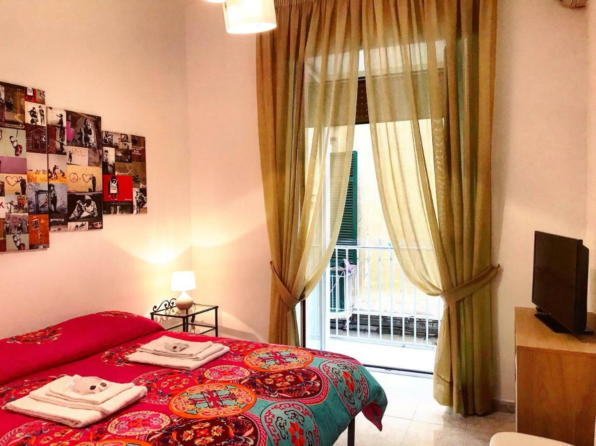 Casa G&G Pignasecca 2 Nel Cuore Di Napoli Ngoại thất bức ảnh